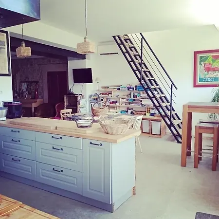 Maison Coeur De Village 250 M2 Piscine Clim *